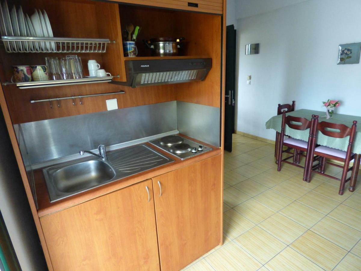 Dolphins Apartments & Rooms Limenas  Buitenkant foto