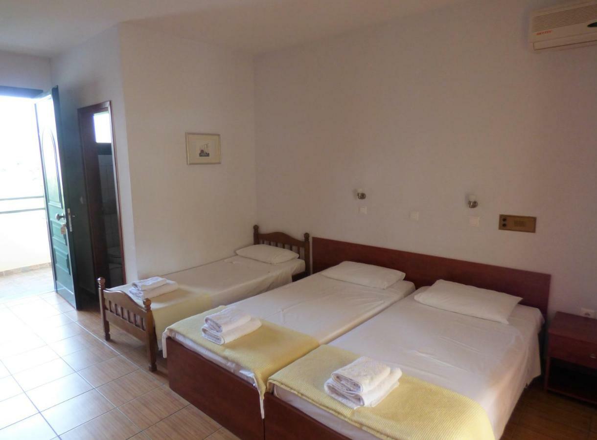 Dolphins Apartments & Rooms Limenas  Buitenkant foto